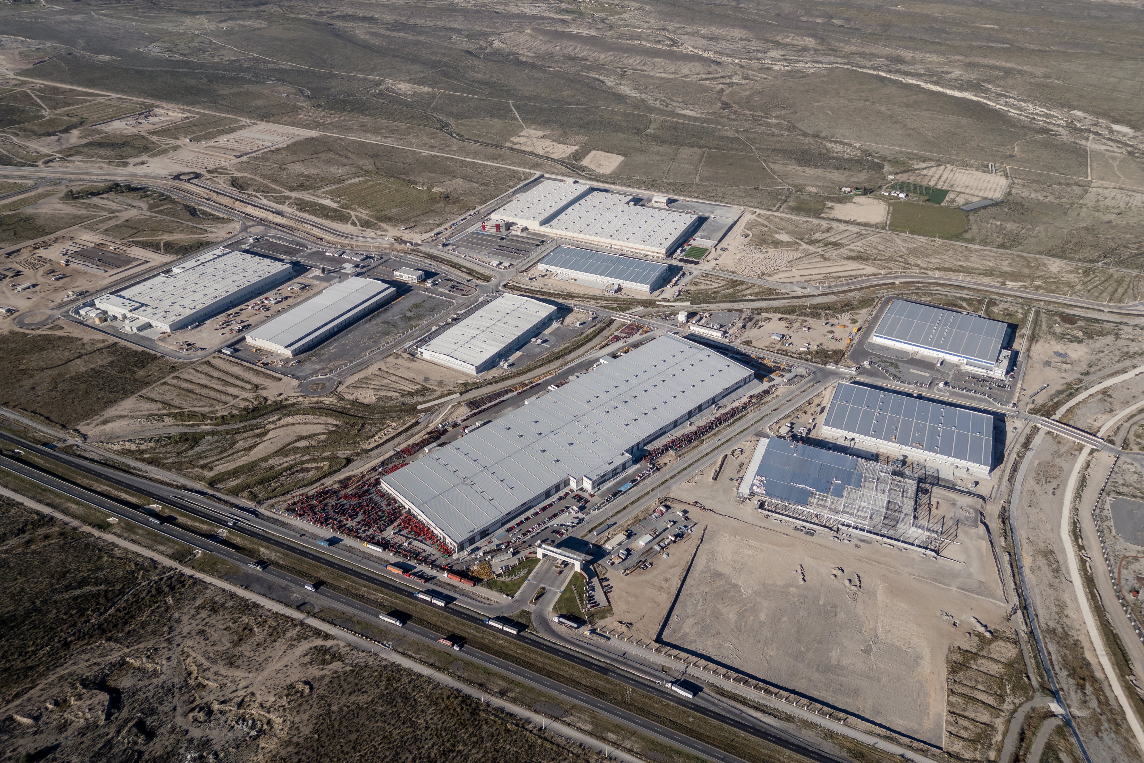 Industrial Buildings in Mexico: A Complete Guide for Manufacturers and Investors